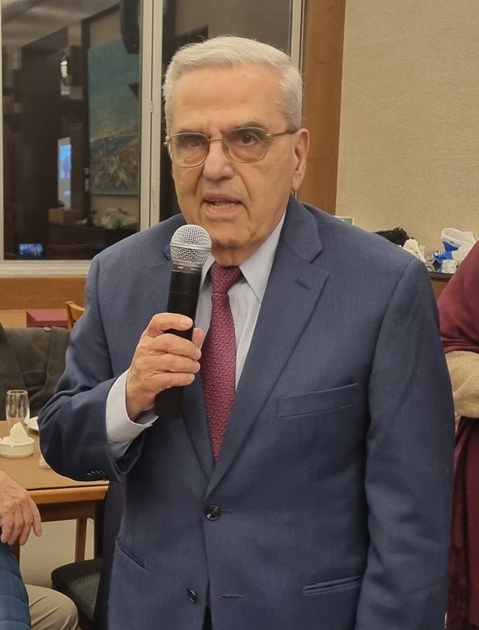 عميد كليّة الزراعة الفخري الدكتور نهاد داغر