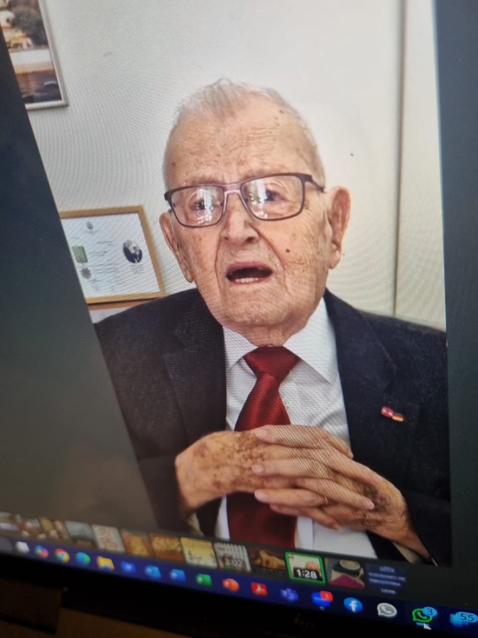 السيد آنطوان صايغ